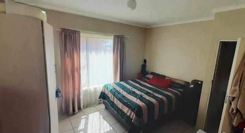 3 Bedroom Property for Sale in Pacaltsdorp Western Cape